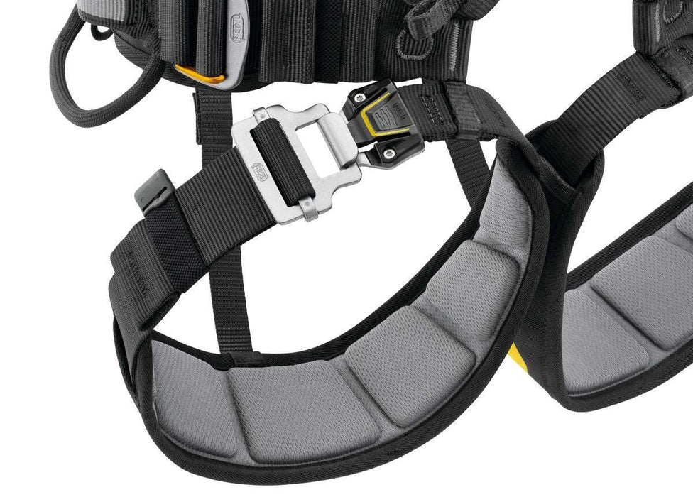 Petzl FALCON ASCENT zitharnas detail beengesp